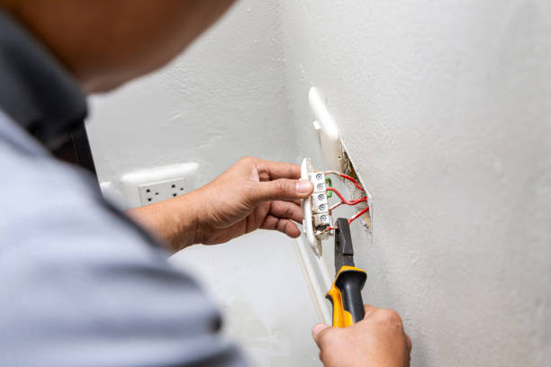 Best Emergency Electrical Repair  in Macom, IL