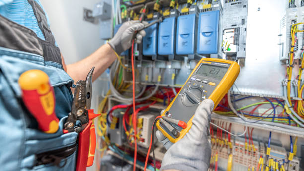 Best Emergency Electrician Near Me  in Macom, IL